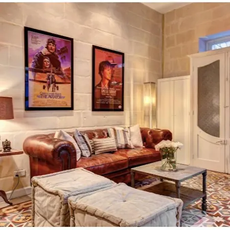 No. 51 Charming Townhouse St.julians سليمة
