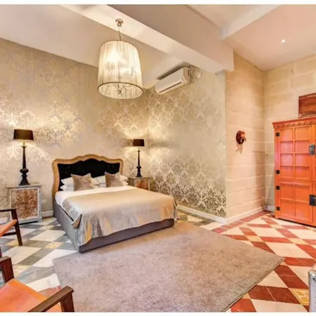No. 51 Charming Townhouse St.julians Διαμέρισμα *
