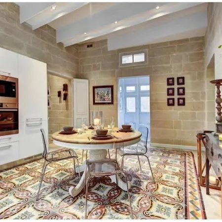 Διαμέρισμα No. 51 Charming Townhouse St.julians